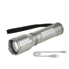 Zoomable Long Distance Led Torch Light